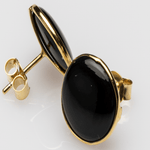 Load image into Gallery viewer, Introducing our classic and breathtakingly gorgeous stud earrings - Taraash