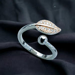 Load image into Gallery viewer, Taraash 925 Sterling Silver Leaf Finger Ring For Women - Taraash