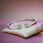 Load image into Gallery viewer, Taraash 925 Sterling Silver Openable Floral Kada For Women - Taraash