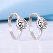 925 Sterling Silver Antique Finish Floral Adjustable Toe Ring For Women - Taraash