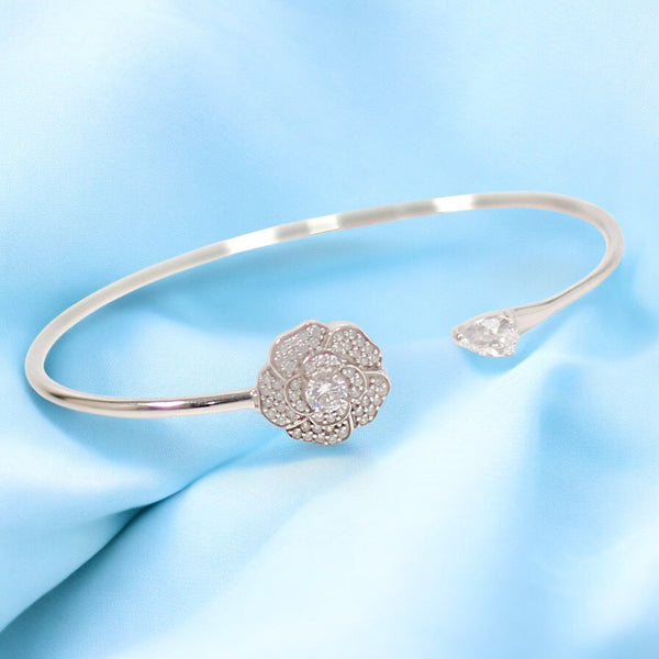 925 Sterling Silver Flower Design With CZ Bangle For Girls/Women - Taraash