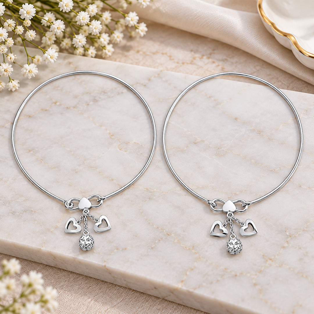 Taraash Single Line Plain Ending with Floral Charm 925 Silver Anklet For Women AN0557S
