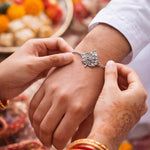 Load image into Gallery viewer, 925 Sterling Silver Ganesha in Leaf Antique Finish Rakhi Bracelet for Brother