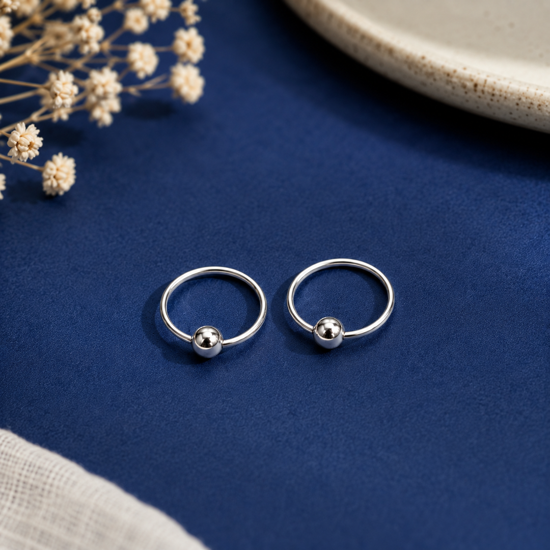 Taraash 925 Sterling Silver Plain Ball Small Hoop Earring HP0401S