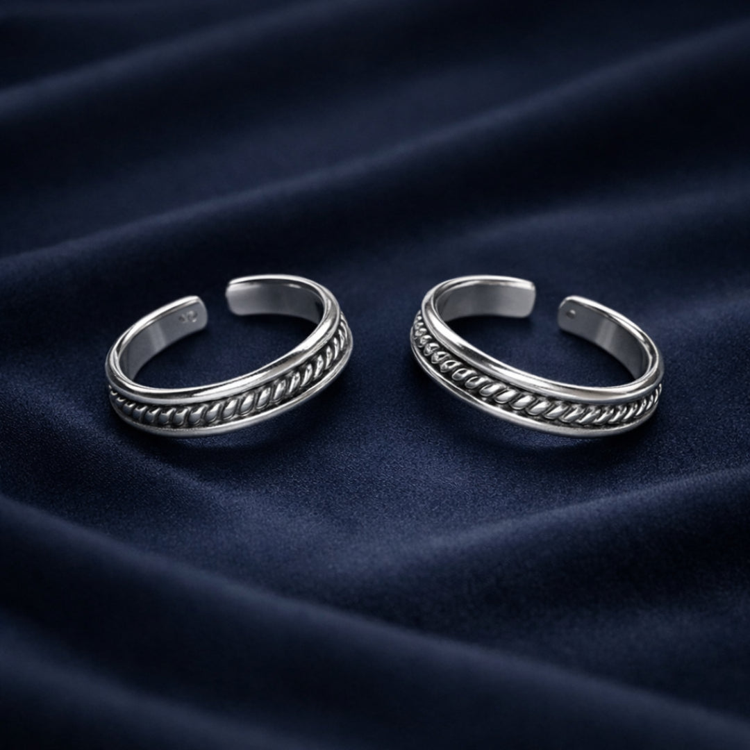 Taraash Sterling Silver Twisted Rope Band Toe Ring For Women LR1052S