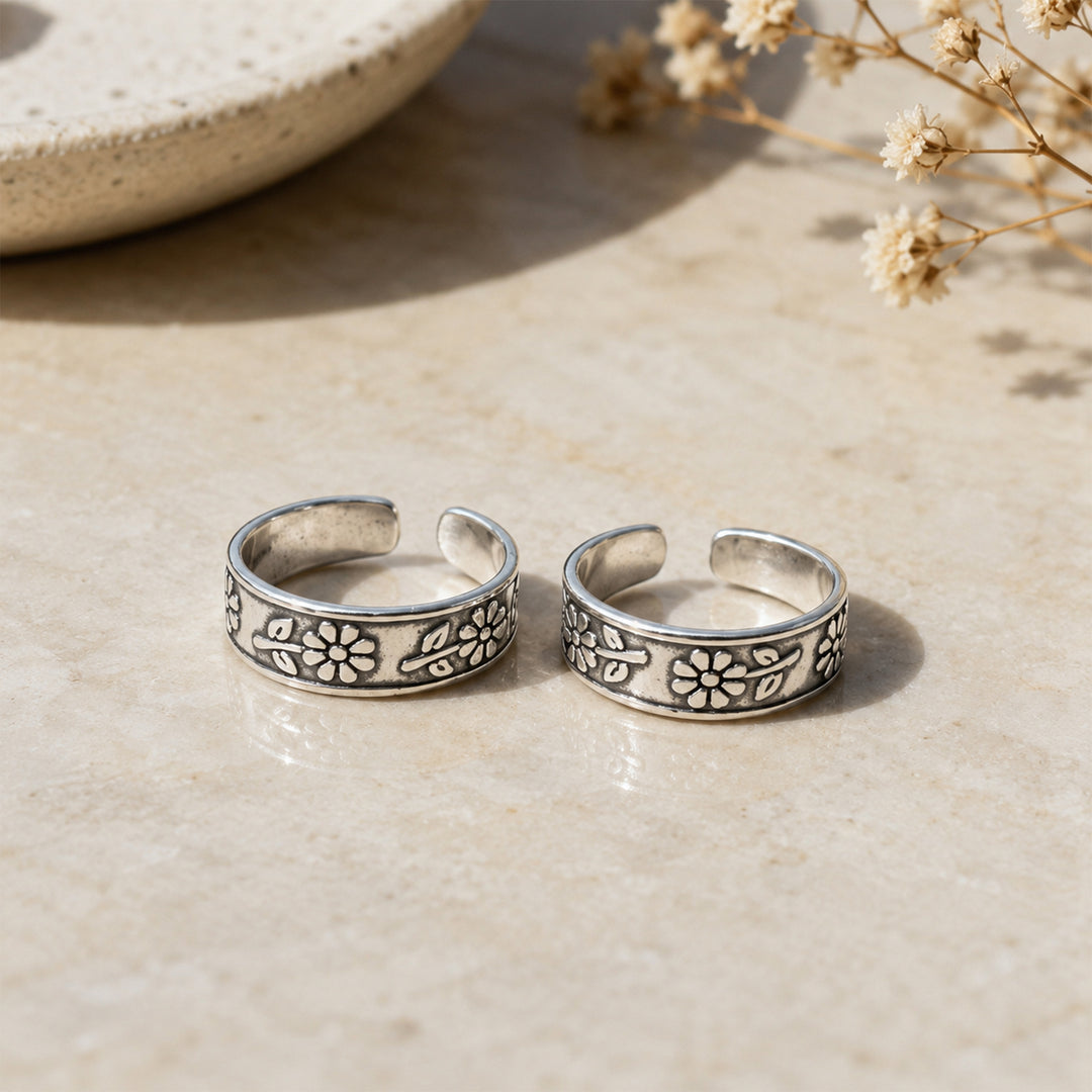 Taraash 925 Sterling Silver Antique Floral Design Toe Ring For Women LR1141A