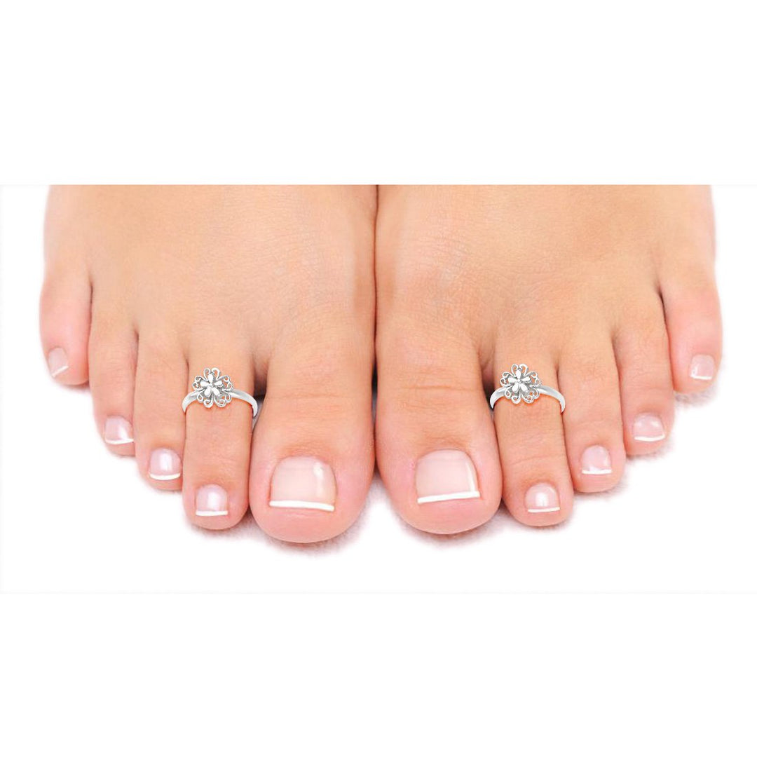 Taraash toe ring for women silver