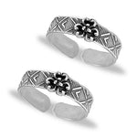 Load image into Gallery viewer, Taraash toe ring in silver