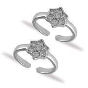 Taraash toe ring in silver