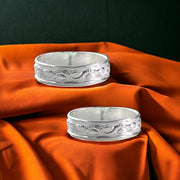 Taraash toe ring in silver