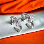 Load image into Gallery viewer, Taraash toe ring in silver