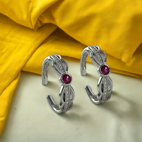 Taraash toe ring in silver