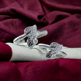 Taraash toe ring in silver