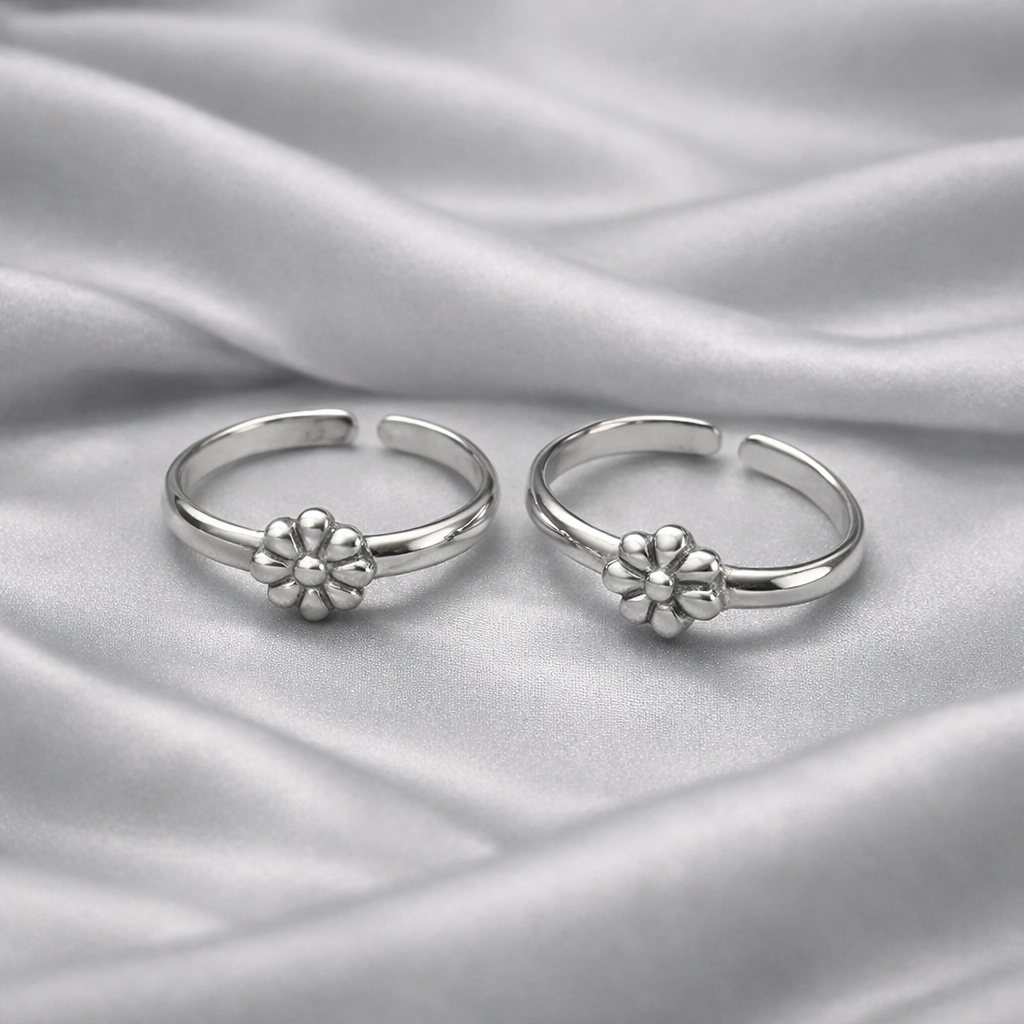 Taraash 925 Sterling Silver Simple Floral toe ring for women LR0855S