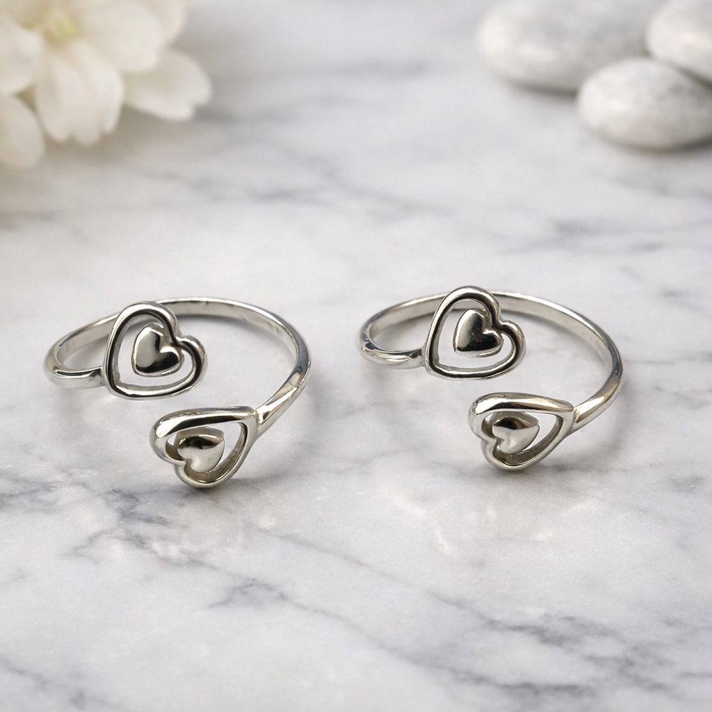 Taraash Sterling Silver Crossover Heart Toe Ring For Women LR1185S