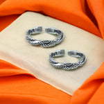 Load image into Gallery viewer, Taraash 925 Sterling Silver Antique Cutwork Toe Ring For Women - Taraash