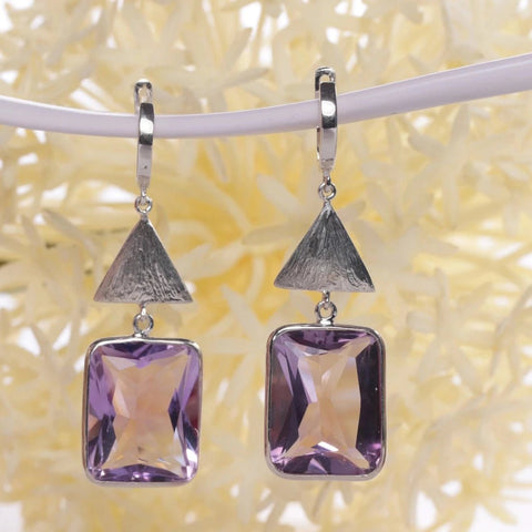 Blisse Allure Amethyst Dangler earring with silver triangle - Taraash