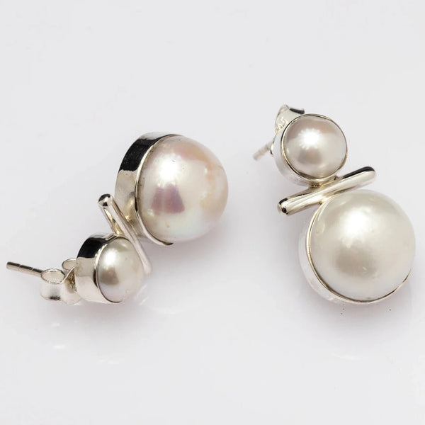 Blisse Allure Sterling Silver Graded Size Cultured Pearl Earrings. - Taraash