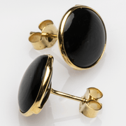 Introducing our classic and breathtakingly gorgeous stud earrings - Taraash