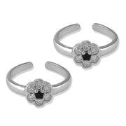 Taraash 925 Silver Flower White Black Toe Ring For Women - Taraash