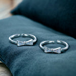 Load image into Gallery viewer, Taraash 925 Sterling Silver Cz Bow Toe Ring For Women - Taraash