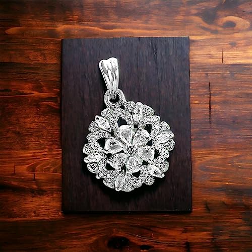 Taraash 925 Sterling Silver CZ Floral Pendant For Women - Taraash
