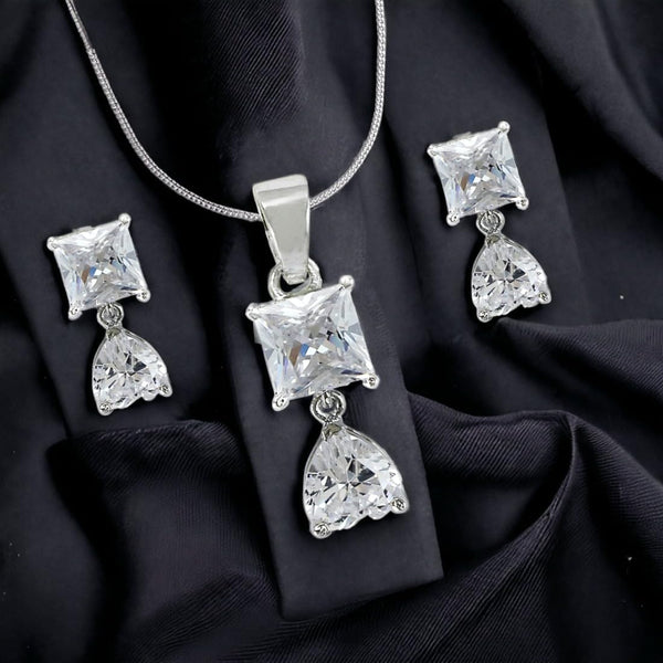Taraash 925 Sterling Silver CZ Heart Pendant Set For Women - Taraash