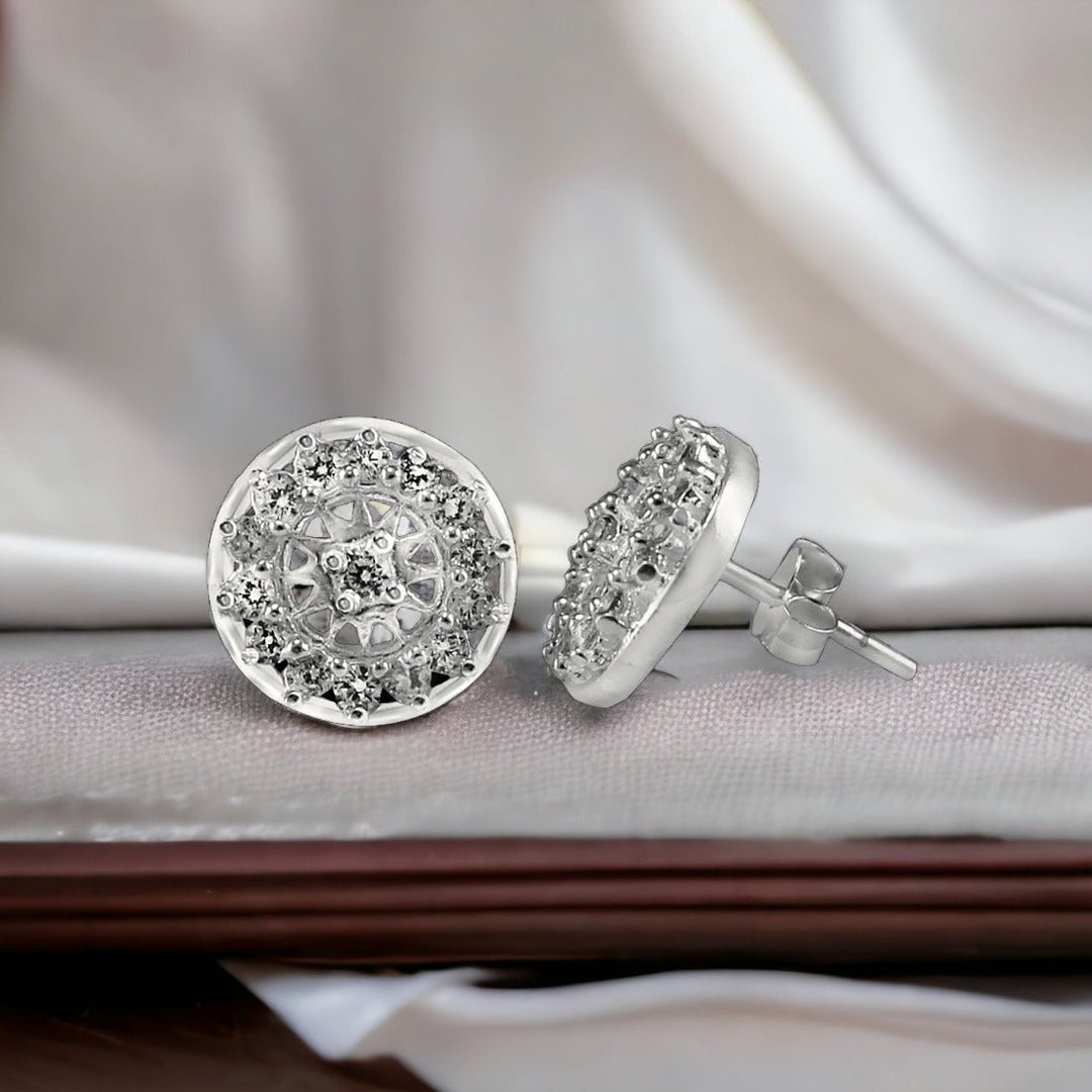 Taraash 925 Sterling Silver CZ Round Shape Stud Earring For Women - Taraash