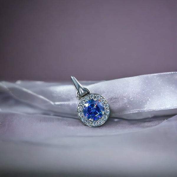 Taraash 925 Sterling Silver Dark Blue CZ Pendant For Women - Taraash