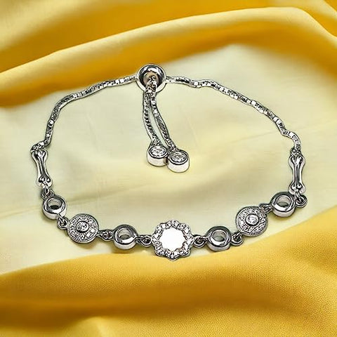 Round Real Diamond Ladies Silver Bracelet for Party Wear Packaging Type  Box