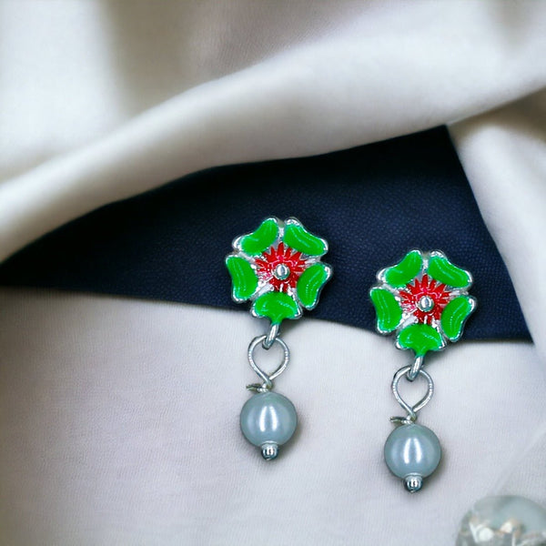 Taraash 925 Sterling Silver Floral Earrings For Kids - Taraash