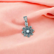 Taraash 925 Sterling Silver Floral Pendant For Women - Taraash