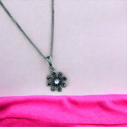 Taraash 925 Sterling Silver Floral Pendant Set For Women - Taraash