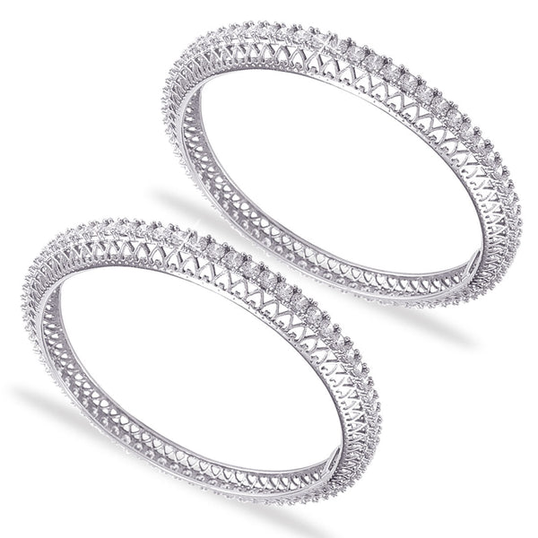 Taraash 925 Sterling Silver Hear Design CZ Bangle For Women - Taraash
