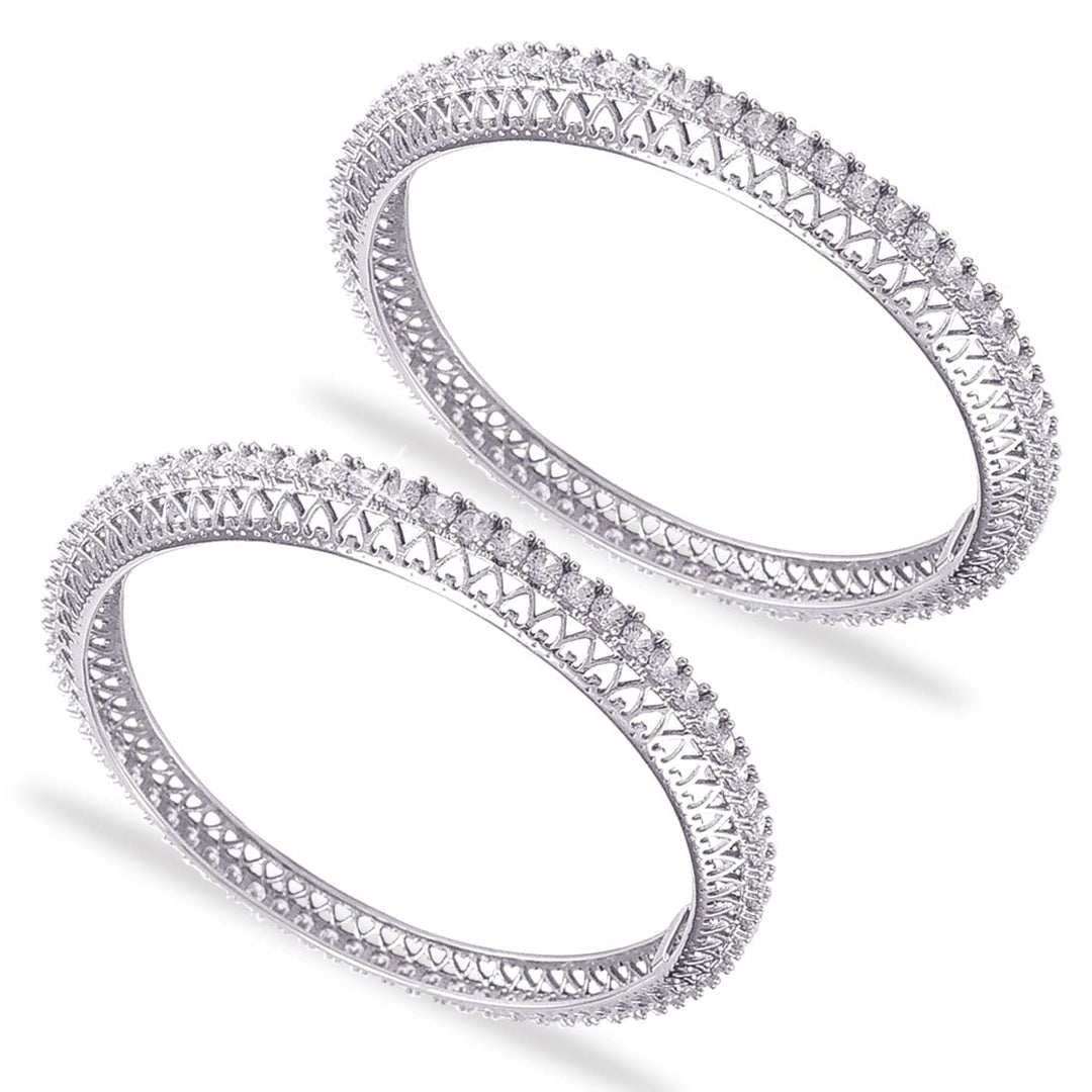 Taraash 925 Sterling Silver Hear Design CZ Bangle For Women - Taraash