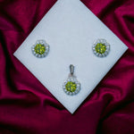 Load image into Gallery viewer, Taraash 925 Sterling Silver Mehandi CZ Pendant Set For Women - Taraash
