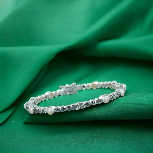 Taraash 925 Sterling Silver Pearl Bangle For Women - Taraash