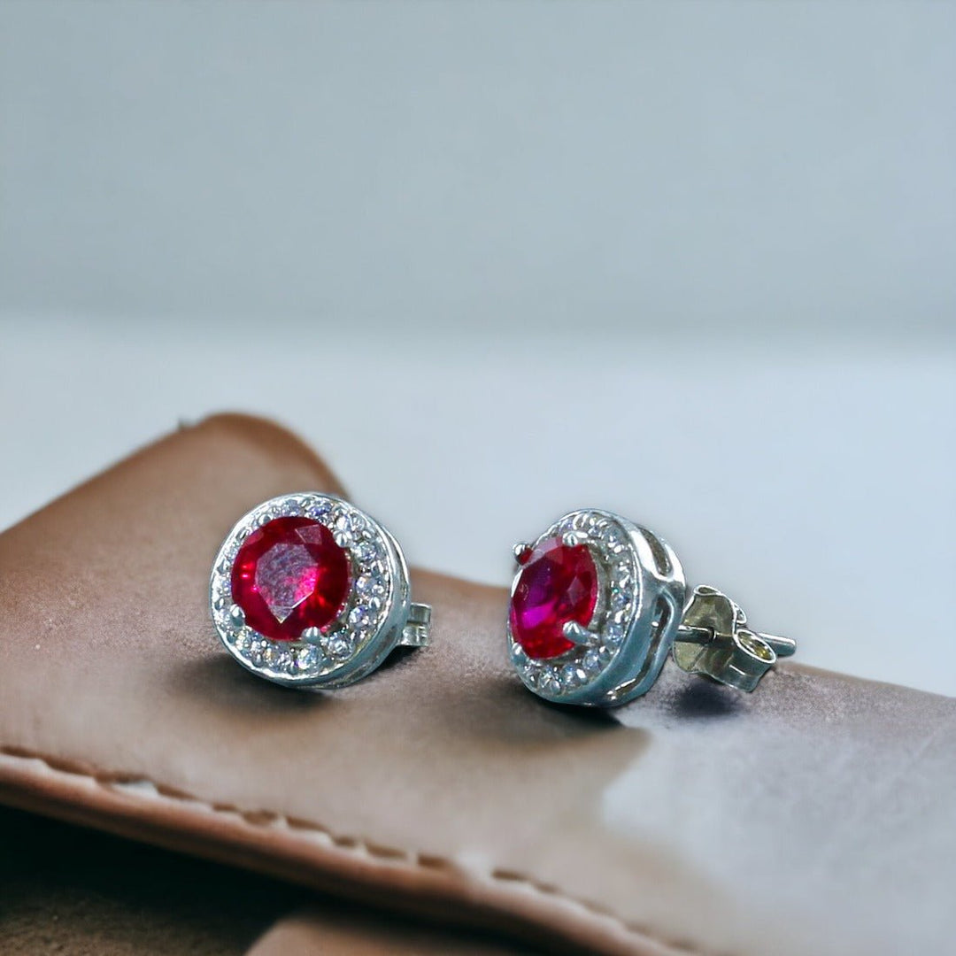 Taraash 925 Sterling Silver Red Cz Stud Earring For Women - Taraash