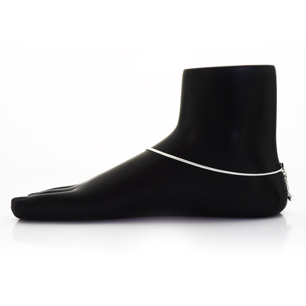 Taraash Single Line Plain Ending with Charm 925 Sterling Silver Anklet For Women AN0559S - Taraash